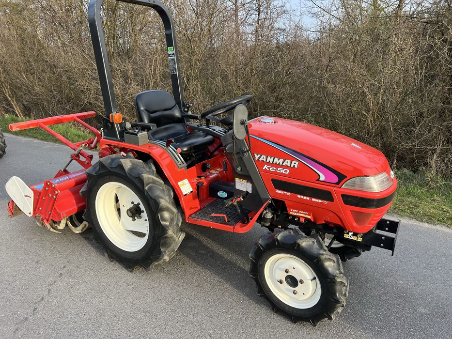 Mini Traktor Yanmar KE-50 4x4 z Glebogryzarka Transport