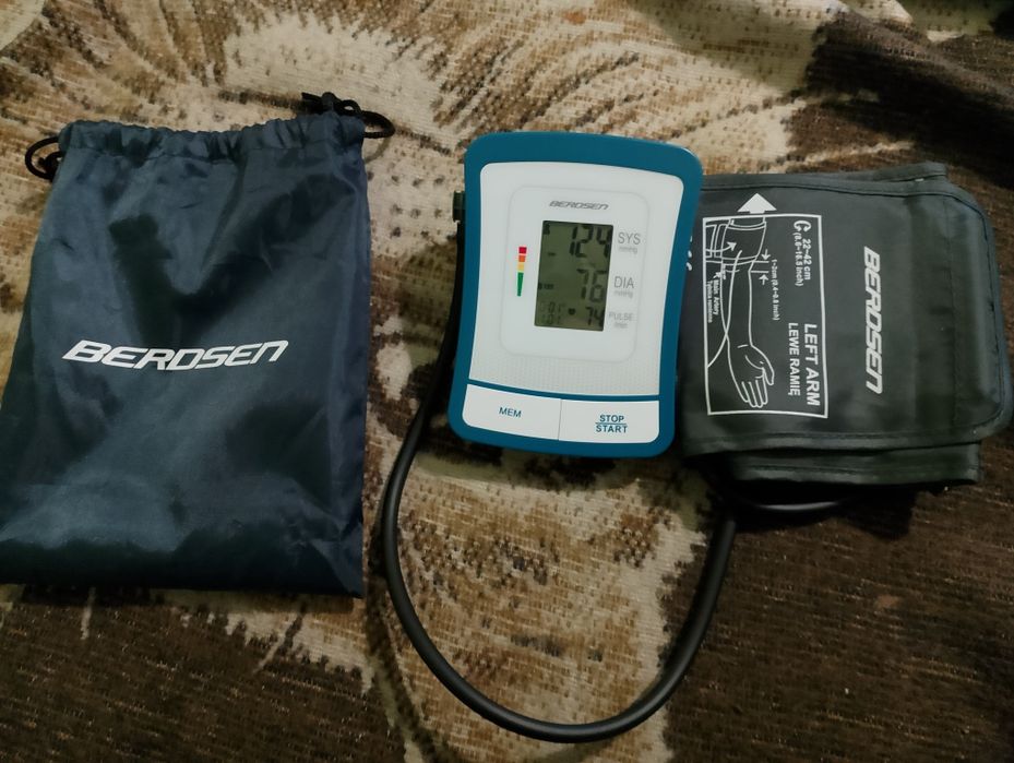 Ciśnieniomierz naramienny nowy