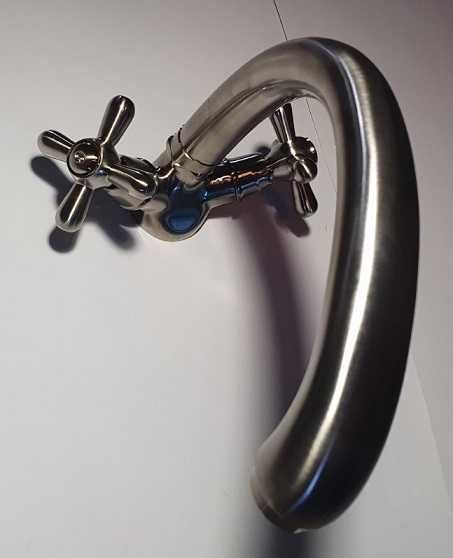 Новий ЛАТУНИЙ змішувач, кран з високим носом для кухні. Супер якість!