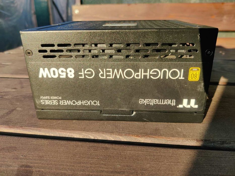 Thermaltake GF 850W Gold Блок питания на пломбе