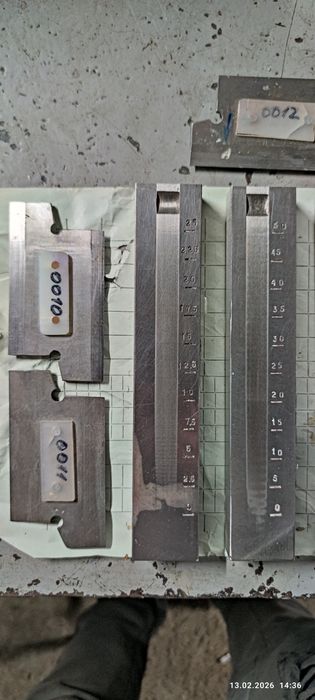 Гріндометр клин. Для визначення ступеня перетиру фарб.
