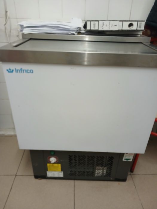 Arca regrigerada para bebidas