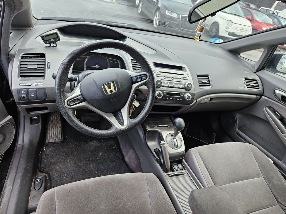Honda Civic VIII Sedan 1.3 Hybrid de 2010 para peças