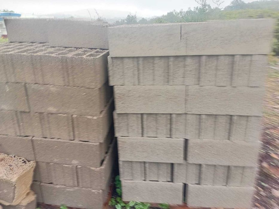 2 paletes de blocos 50/20  rendição 200e