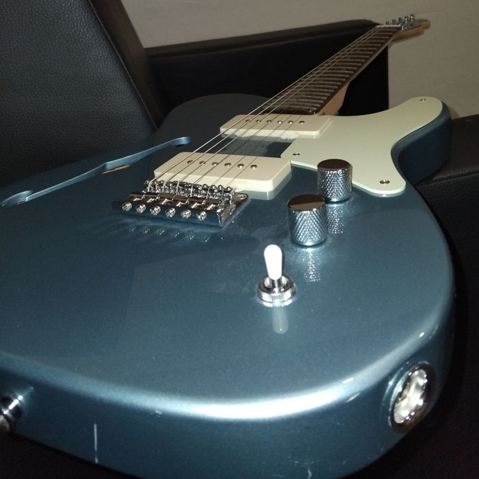 Squier Paranormal Cabronita Telecaster Thinline