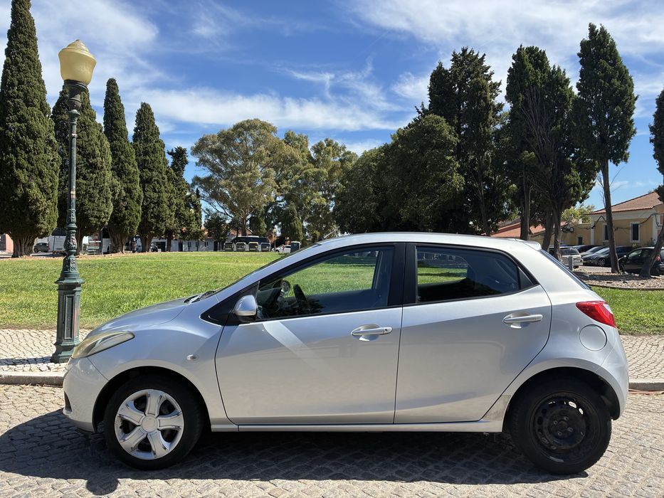 Mazda 2 gasolina 2009