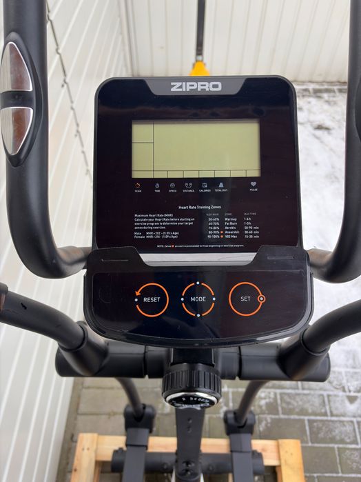 Trenażer Orbitrek Zipro Hulk RS Max waga 150 kg