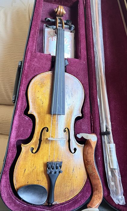 Чудова Скрипка 4/4 Початок XX століття !