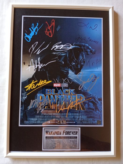 Moldura Filme Black Panther com Autógrafos (A4)