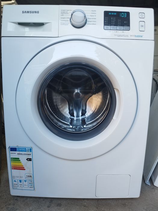 Máquina de lavar roupa