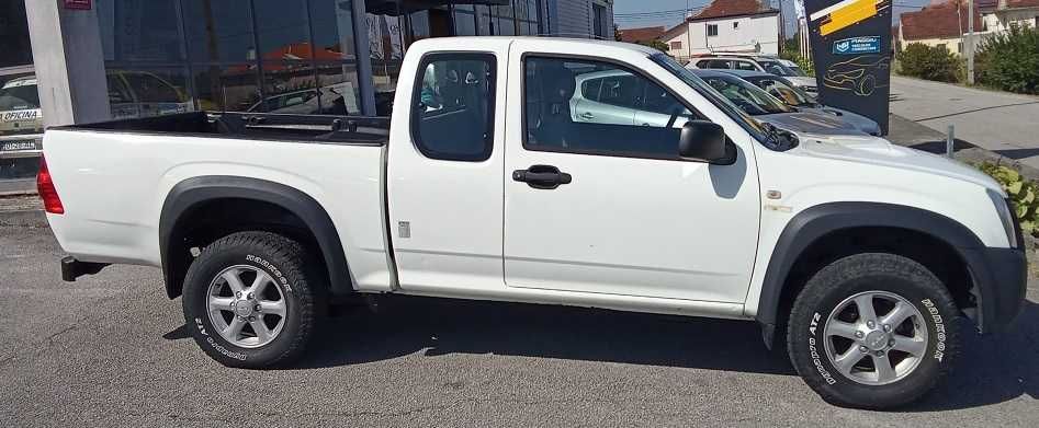 Isuzu D-Max 2.5 4WD