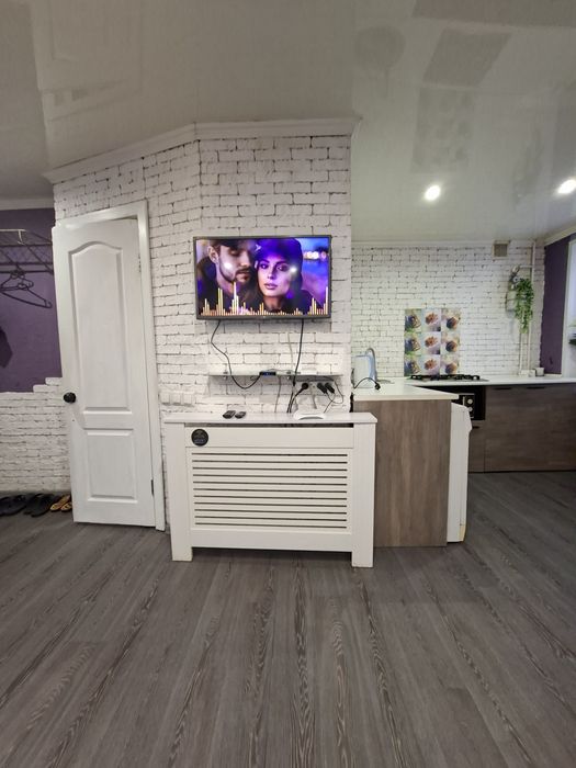 Артем, Тисячка, Епіцентр, Метро, квартира подобово, погодинно,