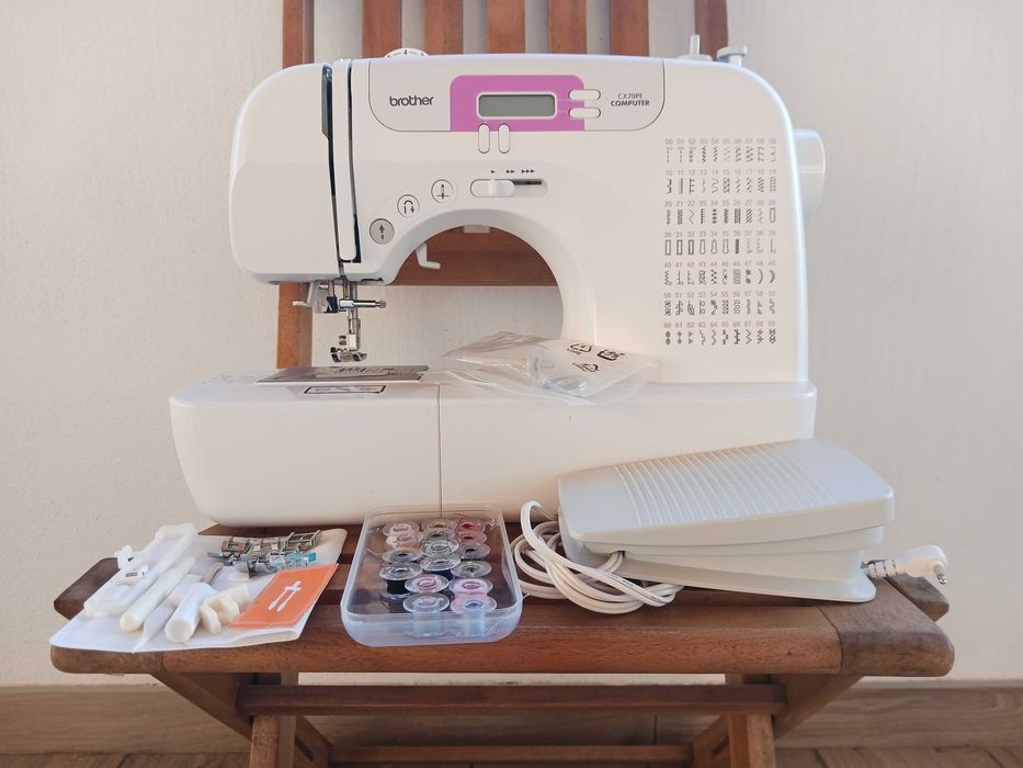 Máquina de costura da marca Brother