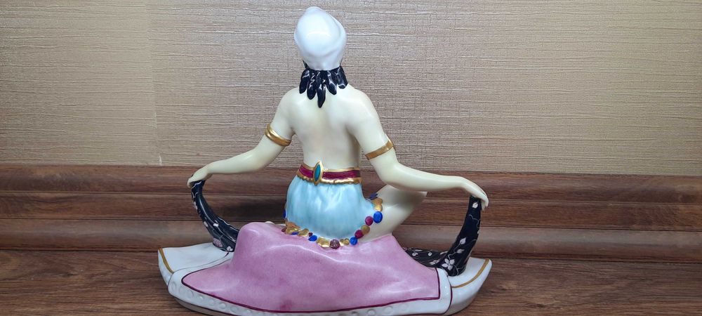 Статуэтка "Восточная красавица" Karl Ens Германия.