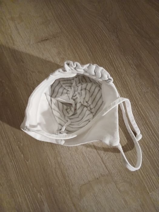 Czapeczka niemowlęca 56