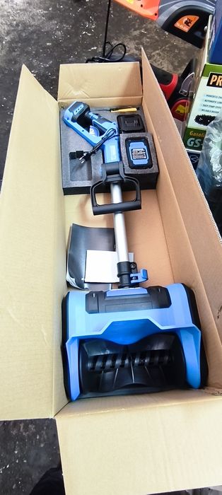 Снігоприбиральна акумуляторна машина Zegor SRAX-21BL