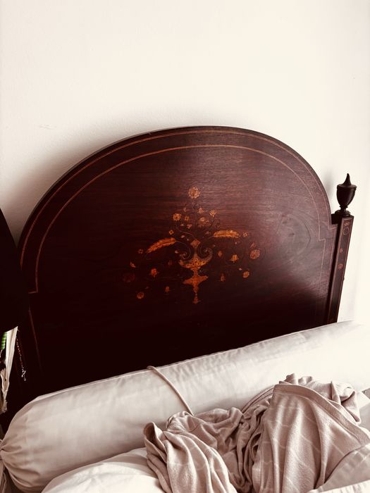 Cama de solteiro em madeira maciça + estrado + colchão Molaflex