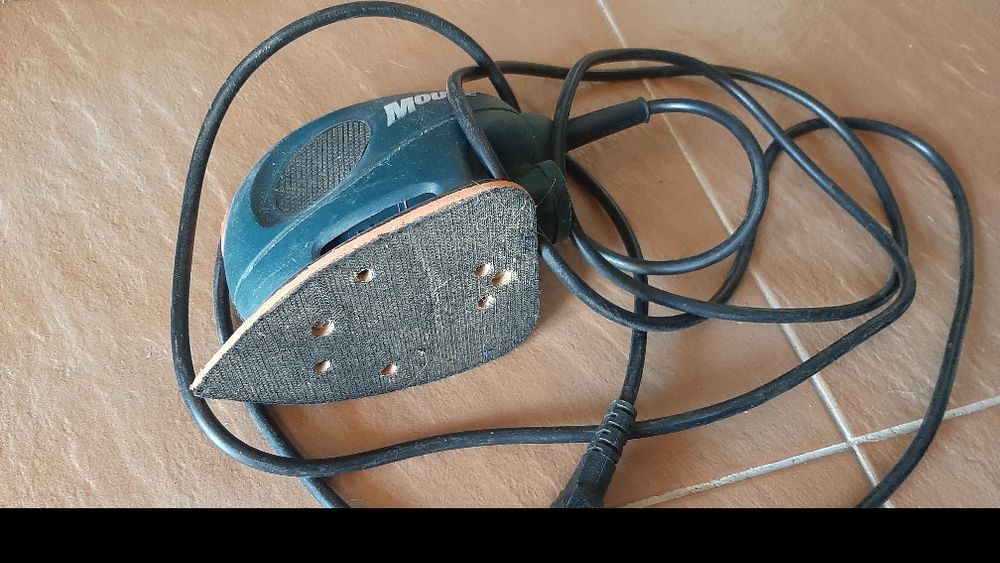 Lixadeira Mouse Black & Decker KA150