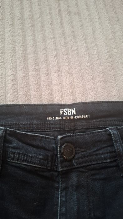Męskie Spodnie jeans 31/32