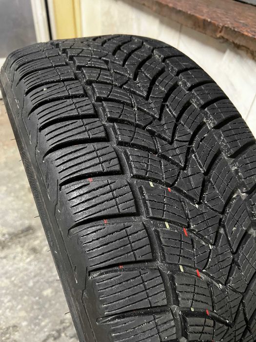 Зимова шина - Debica Frigo HP2 235/45 R18 98V XL FP