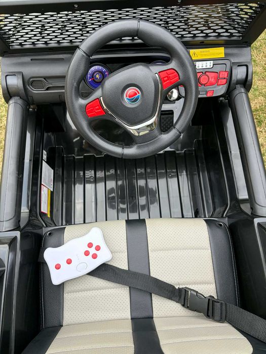 Samochód na akumulator DUŻY JEEP Auto dla dzieci 4x4 PILOT EVA