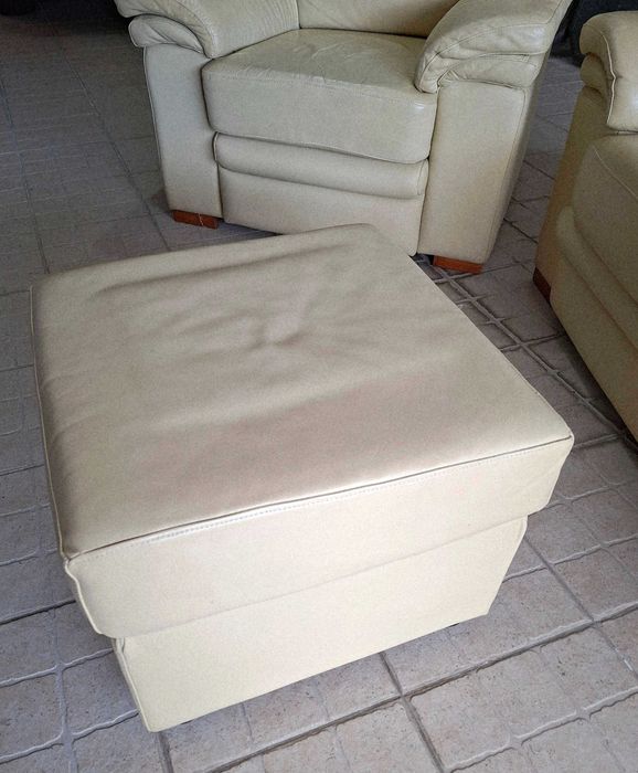 Conjunto de Sofás de pele