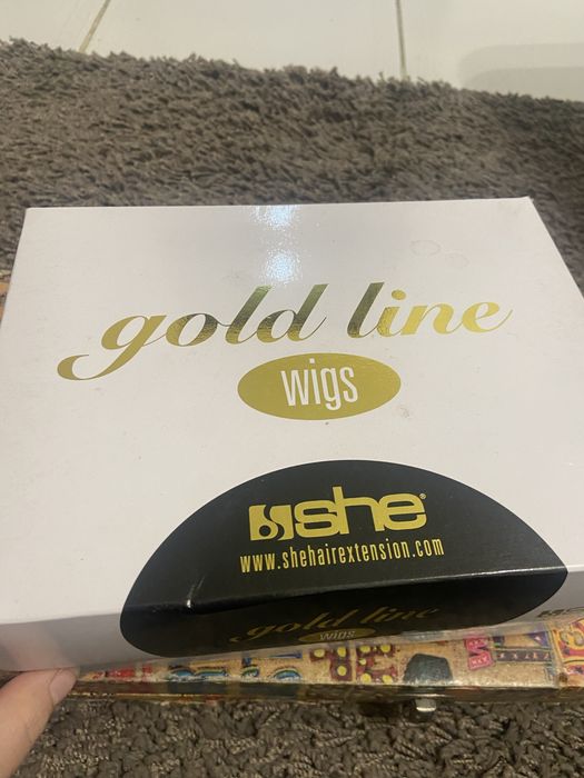 Peruca de cabelo sintetico