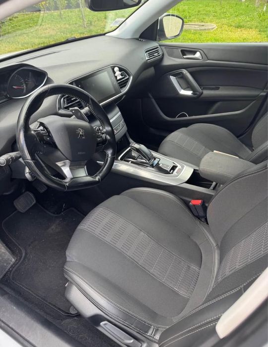 Peugeot 308 SW1.5 D — photo 5