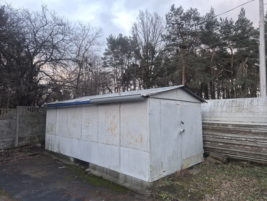 Garaż, kontener, schowek, barak, pakamera.