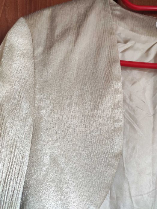 Złote bolerko z połyskiem