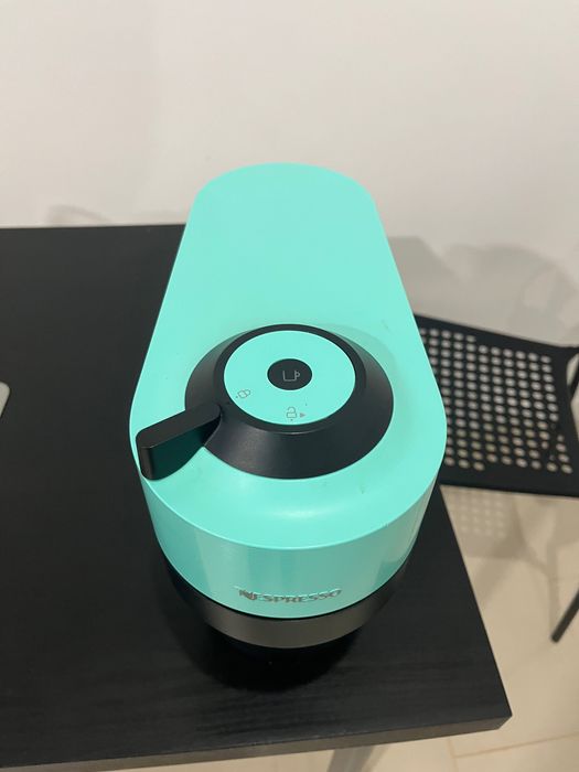 Máquina de café nespresso pop