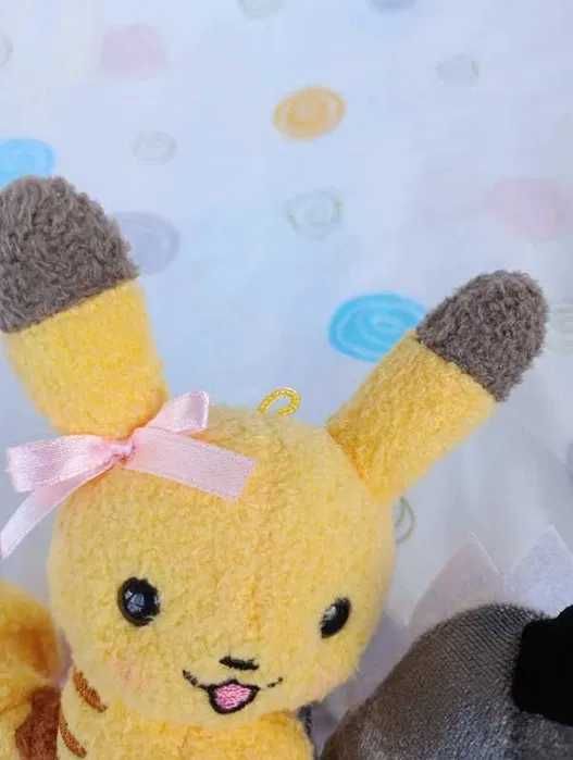 pokémon peluche Pikachu + Blitzle do pokémon center - Little Tales