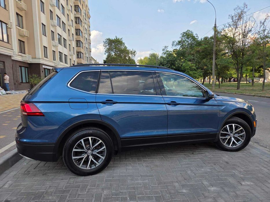Продам Volkswagen Tiguan 2019р. 2л бензин!!!