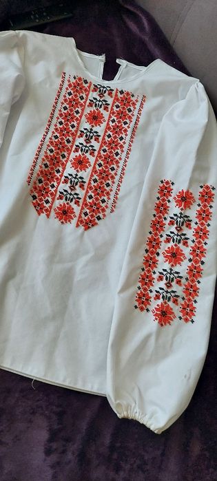 Блузка для дівчинки