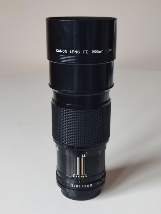 Canon New FD 200mm f2.8