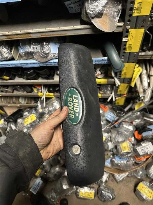 Land Rover Freelander puxador porta mala 125€