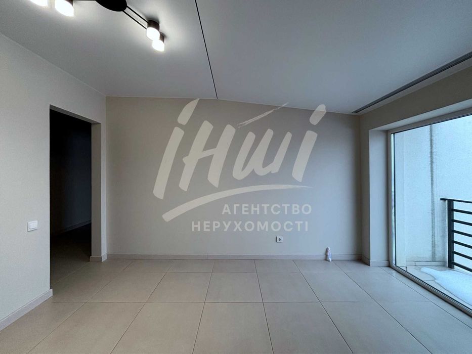 Центр міста | 2-х кімнатна квартира з ремонтом. Постанова\євідновлення