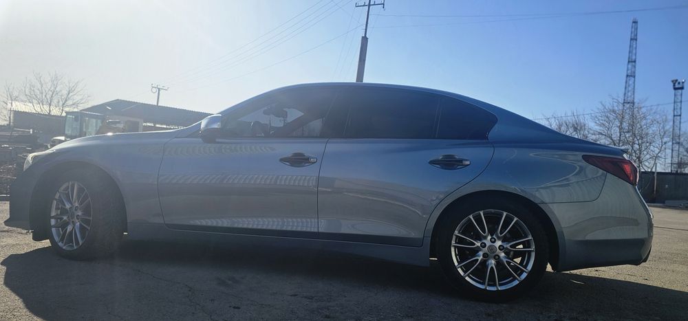 Продам Infiniti Q 50