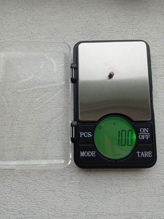 Весы ювелирные калиброванные до 600 грамм точность 0.01