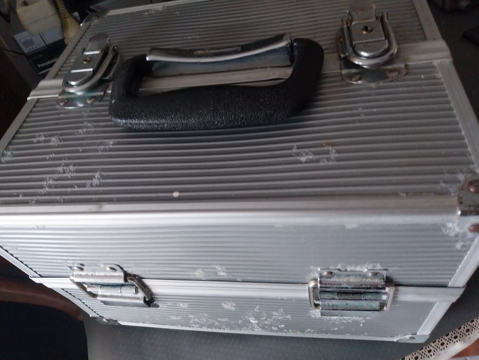 Malas em aluminio impecaveis