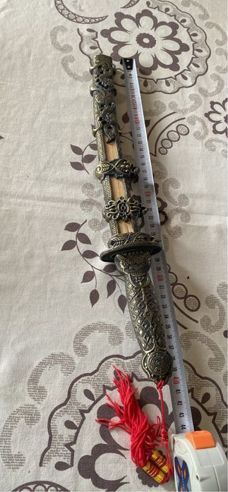 Adaga chinesa decorativa
