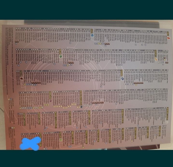 Cadernetas cartas cromos invizimals panini gormiti bakugan redakai tri