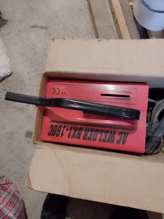 Продам єлектрозварку  перейшов на другу пишіть