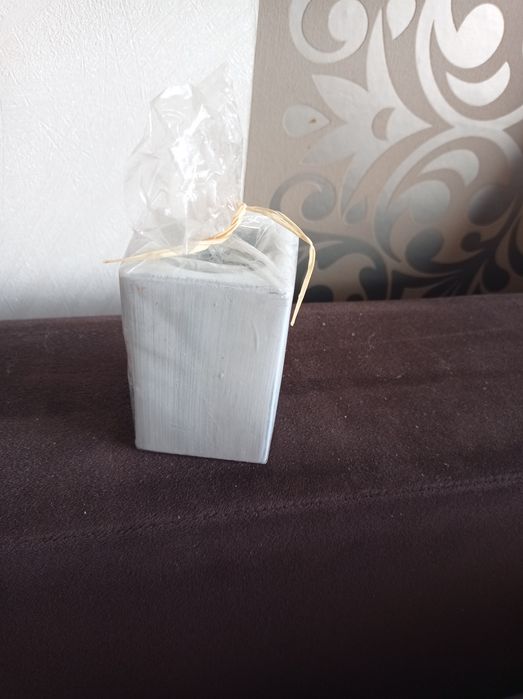 Świecznik na podgrzewacz delfin