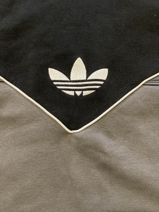 Світшот Adidas оригінал