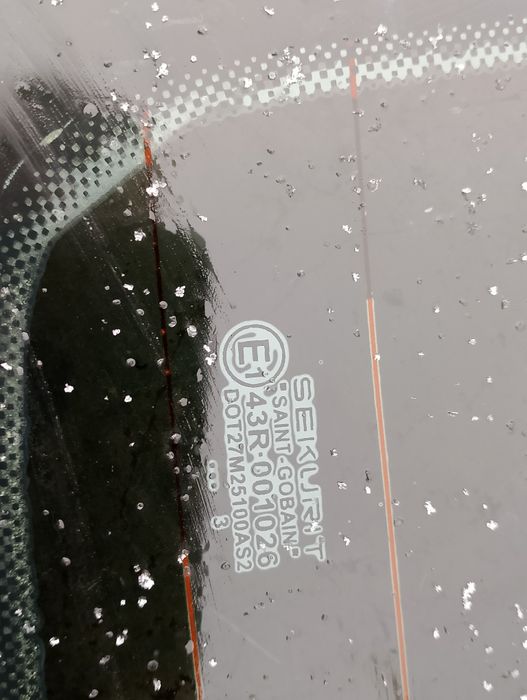 Подёмнэ стекло задней ляды