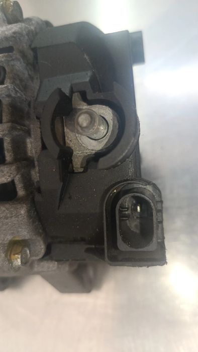 Alternador FORD Transit Connect II (V408)