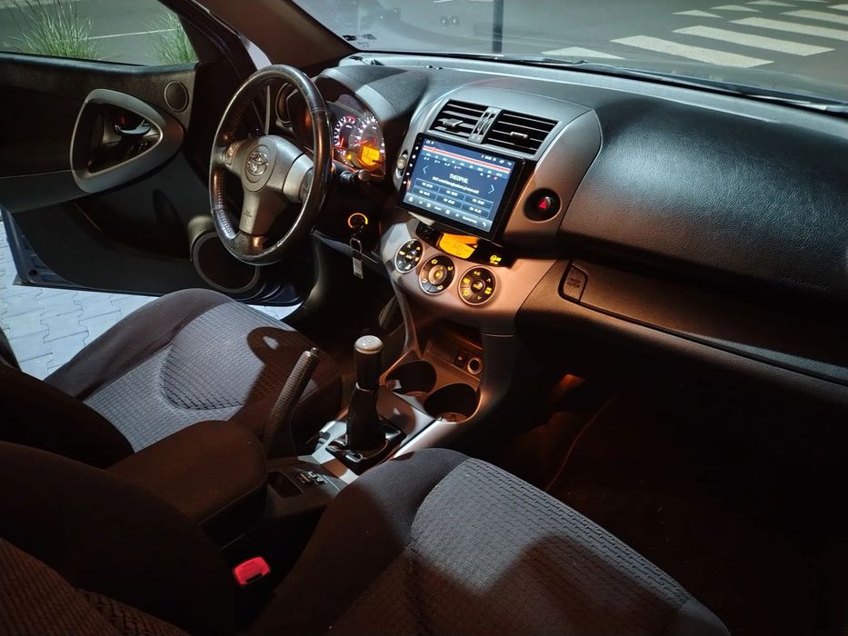 Toyota RAV-4