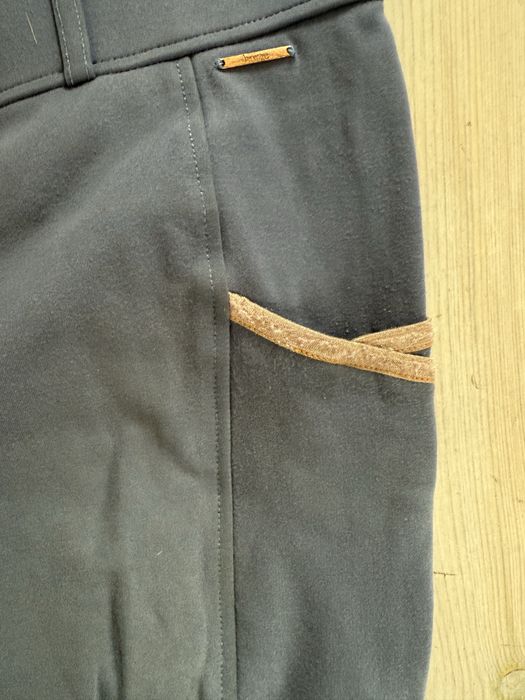 niebieskie bryczesy horze