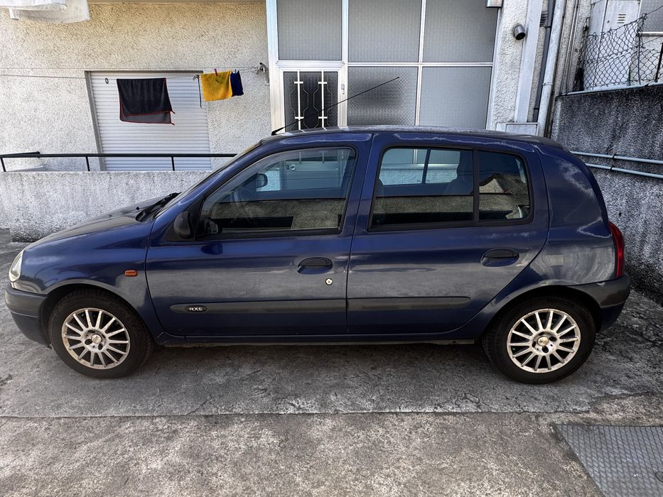 Renault Clio 1.9